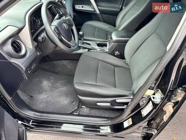 Тойота РАВ 4 2018 в Кропивницком (Кировограде) на Automoto.ua Черный Тойота РАВ 4, объемом двигателя 2.49 л и пробегом 100 тыс. км за 20000 $, фото 11 на Automoto.ua