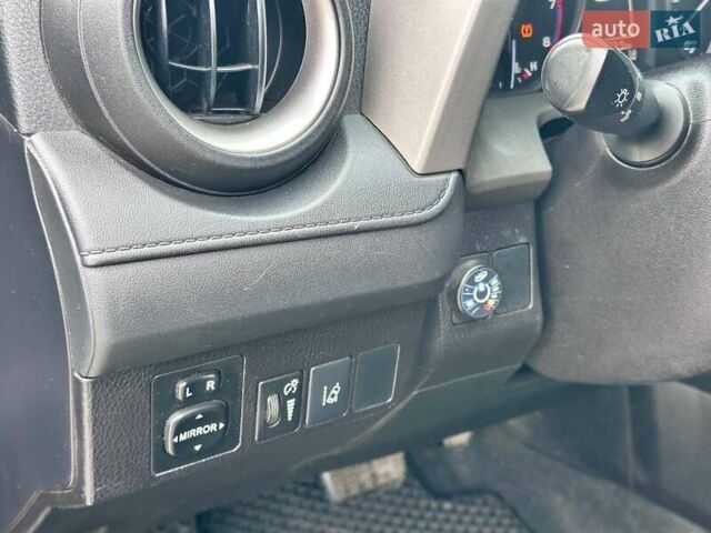 Тойота РАВ 4 2018 в Кропивницком (Кировограде) на Automoto.ua Черный Тойота РАВ 4, объемом двигателя 2.49 л и пробегом 100 тыс. км за 20000 $, фото 13 на Automoto.ua