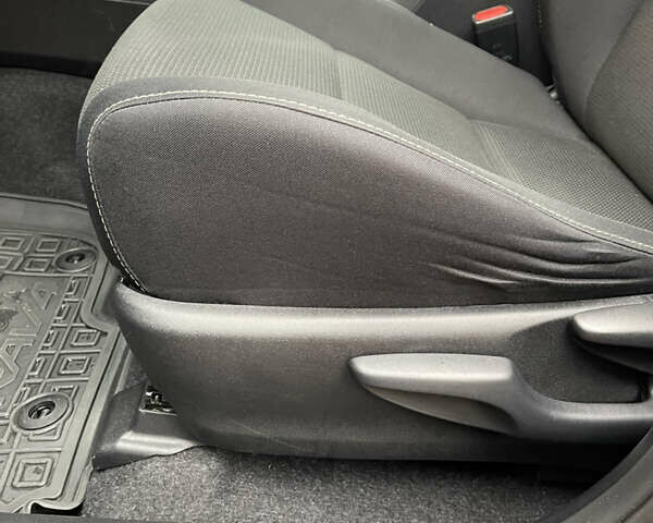 Черный Тойота РАВ 4, объемом двигателя 2.49 л и пробегом 98 тыс. км за 22000 $, фото 39 на Automoto.ua