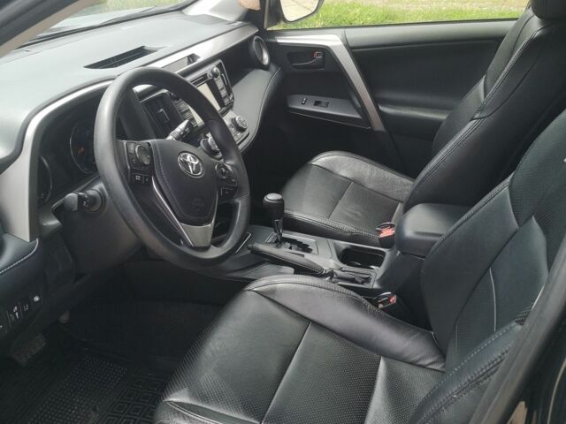 Черный Тойота РАВ 4, объемом двигателя 0 л и пробегом 112 тыс. км за 23000 $, фото 6 на Automoto.ua