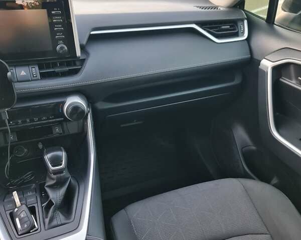 Тойота РАВ 4 2019 в Львове на Automoto.ua Черный Тойота РАВ 4, объемом двигателя 1.99 л и пробегом 162 тыс. км за 22500 $, фото 5 на Automoto.ua