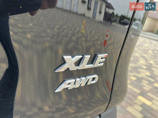 Черный Тойота РАВ 4, объемом двигателя 2.49 л и пробегом 50 тыс. км за 23800 $, фото 27 на Automoto.ua