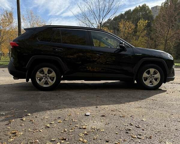 Тойота РАВ 4 2019 в Желтых Водах на Automoto.ua Черный Тойота РАВ 4, объемом двигателя 2.5 л и пробегом 43 тыс. км за 34000 $, фото 2 на Automoto.ua