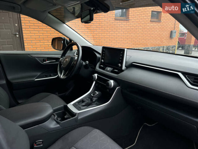 Черный Тойота РАВ 4, объемом двигателя 2.5 л и пробегом 67 тыс. км за 29900 $, фото 28 на Automoto.ua