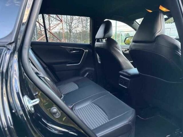 Тойота РАВ 4 2019 в Киеве на Automoto.ua Черный Тойота РАВ 4, объемом двигателя 2.5 л и пробегом 121 тыс. км за 18300 $, фото 13 на Automoto.ua