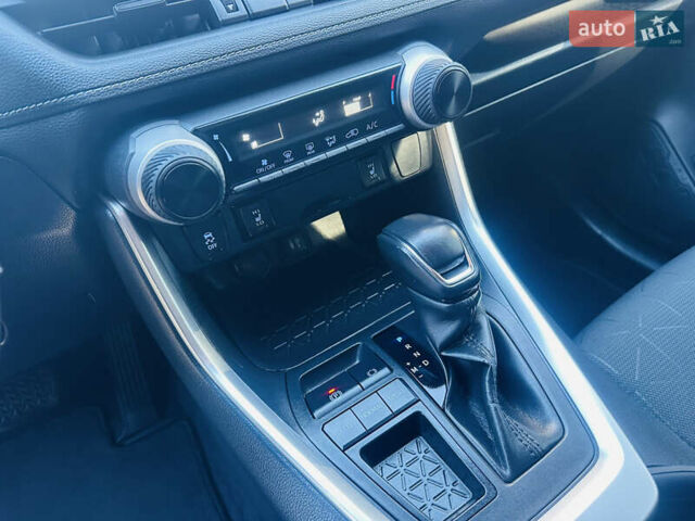 Черный Тойота РАВ 4, объемом двигателя 1.99 л и пробегом 28 тыс. км за 24800 $, фото 24 на Automoto.ua