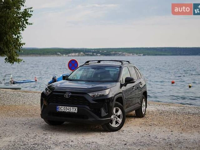 Черный Тойота РАВ 4, объемом двигателя 2.49 л и пробегом 122 тыс. км за 29999 $, фото 1 на Automoto.ua