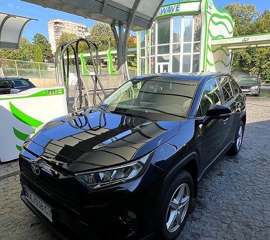 Черный Тойота РАВ 4, объемом двигателя 2 л и пробегом 56 тыс. км за 23500 $, фото 2 на Automoto.ua