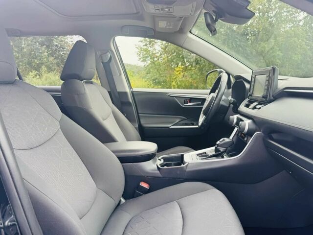 Черный Тойота РАВ 4, объемом двигателя 2.5 л и пробегом 43 тыс. км за 14400 $, фото 7 на Automoto.ua