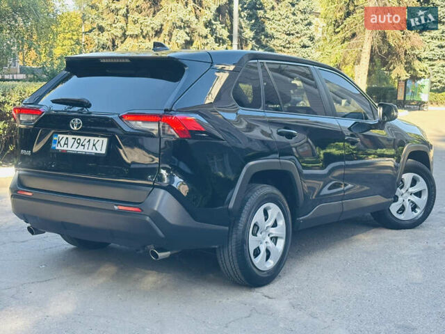 Черный Тойота РАВ 4, объемом двигателя 1.99 л и пробегом 28 тыс. км за 24800 $, фото 7 на Automoto.ua