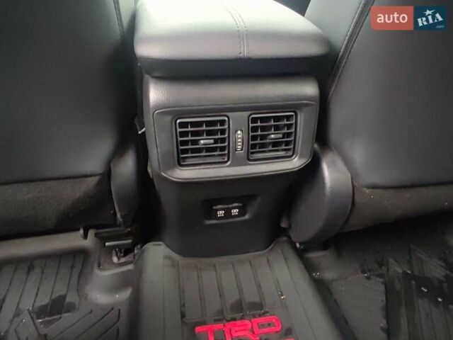 Чорний Тойота РАВ 4, об'ємом двигуна 2.49 л та пробігом 59 тис. км за 36500 $, фото 25 на Automoto.ua