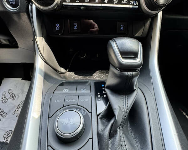 Чорний Тойота РАВ 4, об'ємом двигуна 1.99 л та пробігом 155 тис. км за 27500 $, фото 20 на Automoto.ua