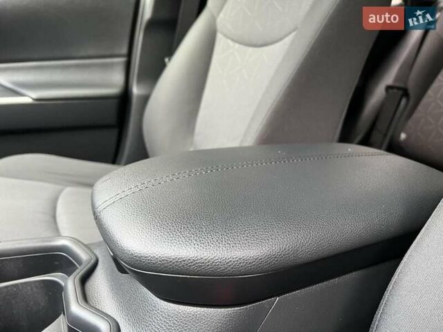 Черный Тойота РАВ 4, объемом двигателя 1.99 л и пробегом 184 тыс. км за 23555 $, фото 28 на Automoto.ua