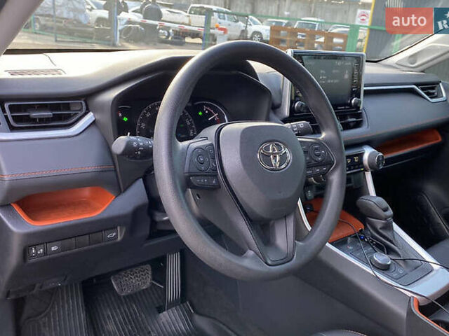 Тойота РАВ 4 2019 в Киеве на Automoto.ua Черный Тойота РАВ 4, объемом двигателя 2.5 л и пробегом 55 тыс. км за 24500 $, фото 12 на Automoto.ua