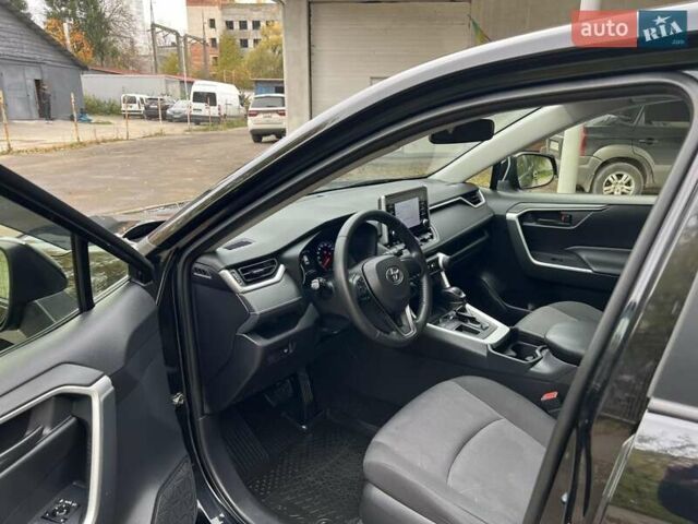 Черный Тойота РАВ 4, объемом двигателя 1.99 л и пробегом 184 тыс. км за 23555 $, фото 19 на Automoto.ua
