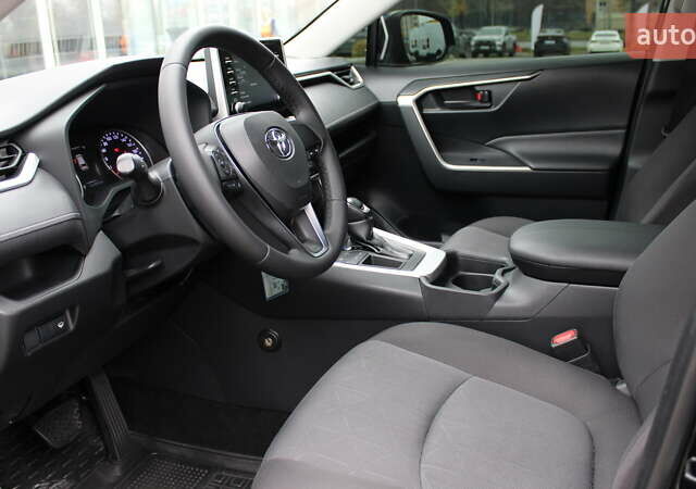 Черный Тойота РАВ 4, объемом двигателя 1.99 л и пробегом 188 тыс. км за 24500 $, фото 8 на Automoto.ua