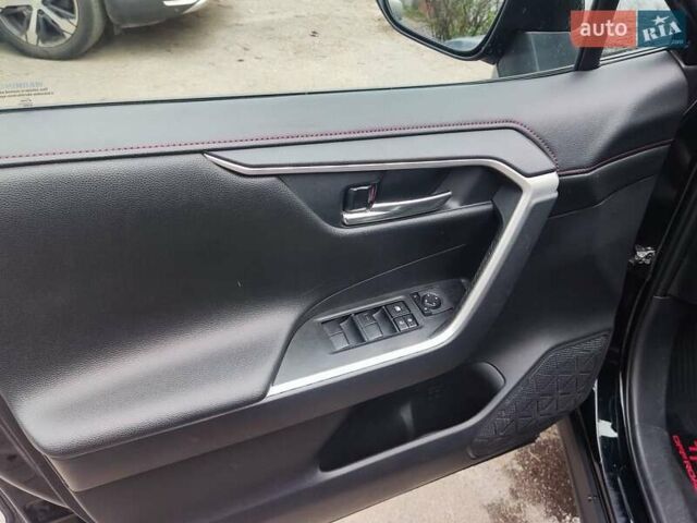 Чорний Тойота РАВ 4, об'ємом двигуна 2.49 л та пробігом 59 тис. км за 36500 $, фото 18 на Automoto.ua