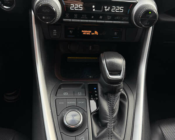 Черный Тойота РАВ 4, объемом двигателя 2.49 л и пробегом 116 тыс. км за 32000 $, фото 11 на Automoto.ua