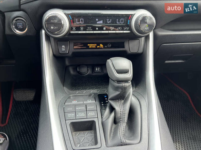 Черный Тойота РАВ 4, объемом двигателя 2.49 л и пробегом 50 тыс. км за 23800 $, фото 29 на Automoto.ua