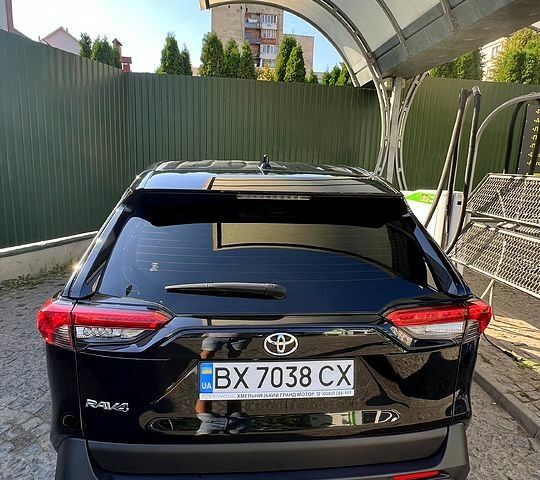 Черный Тойота РАВ 4, объемом двигателя 2 л и пробегом 56 тыс. км за 23500 $, фото 4 на Automoto.ua