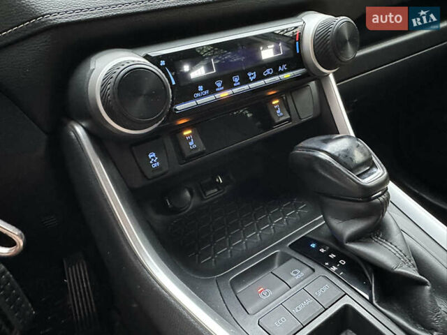 Черный Тойота РАВ 4, объемом двигателя 1.99 л и пробегом 162 тыс. км за 25500 $, фото 64 на Automoto.ua