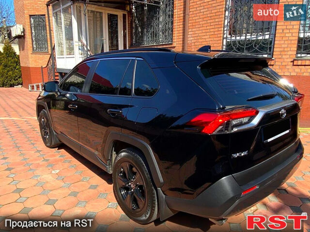 Черный Тойота РАВ 4, объемом двигателя 2 л и пробегом 110 тыс. км за 24500 $, фото 5 на Automoto.ua