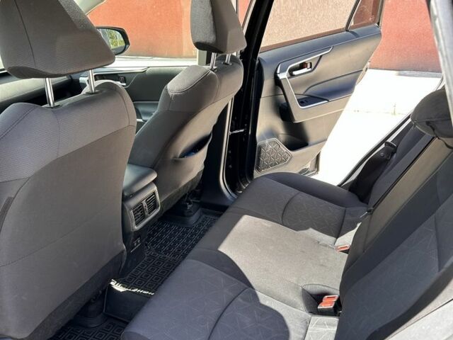 Чорний Тойота РАВ 4, об'ємом двигуна 2.5 л та пробігом 112 тис. км за 24999 $, фото 14 на Automoto.ua