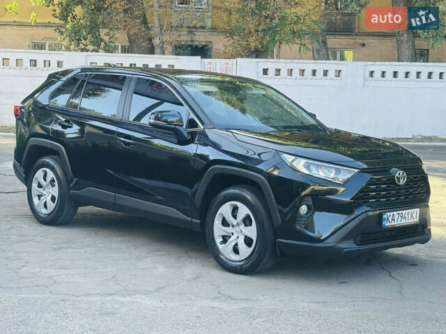 Черный Тойота РАВ 4, объемом двигателя 1.99 л и пробегом 28 тыс. км за 24800 $, фото 16 на Automoto.ua