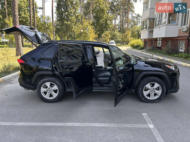 Черный Тойота РАВ 4, объемом двигателя 2.49 л и пробегом 114 тыс. км за 24489 $, фото 2 на Automoto.ua