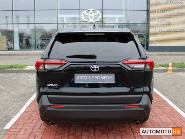 Черный Тойота РАВ 4, объемом двигателя 2 л и пробегом 188 тыс. км за 24086 $, фото 6 на Automoto.ua