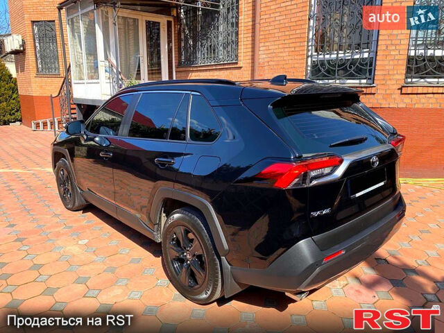 Черный Тойота РАВ 4, объемом двигателя 2 л и пробегом 110 тыс. км за 24500 $, фото 3 на Automoto.ua