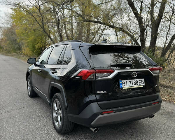 Черный Тойота РАВ 4, объемом двигателя 1.99 л и пробегом 312 тыс. км за 22000 $, фото 2 на Automoto.ua