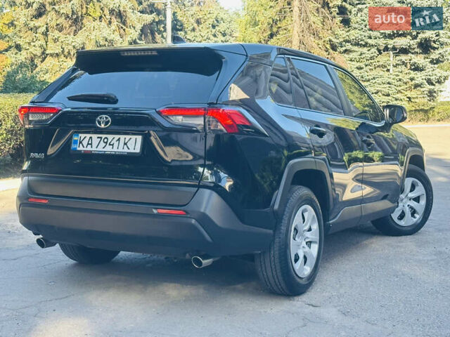Черный Тойота РАВ 4, объемом двигателя 1.99 л и пробегом 28 тыс. км за 24800 $, фото 6 на Automoto.ua