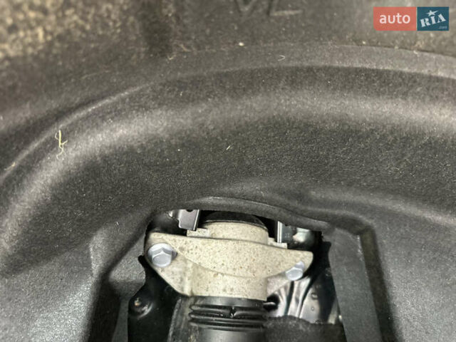 Черный Тойота РАВ 4, объемом двигателя 1.99 л и пробегом 162 тыс. км за 25500 $, фото 10 на Automoto.ua