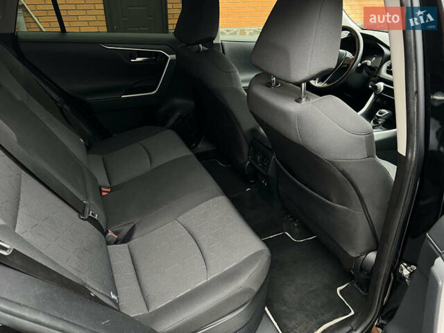 Черный Тойота РАВ 4, объемом двигателя 2.5 л и пробегом 67 тыс. км за 29900 $, фото 25 на Automoto.ua