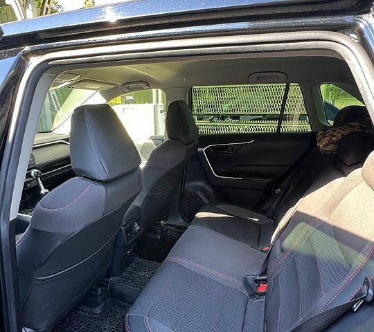 Черный Тойота РАВ 4, объемом двигателя 2 л и пробегом 56 тыс. км за 23500 $, фото 11 на Automoto.ua