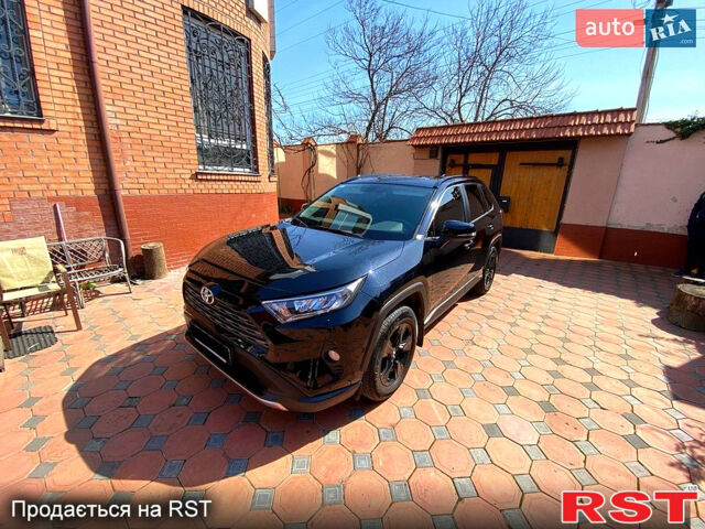 Черный Тойота РАВ 4, объемом двигателя 2 л и пробегом 110 тыс. км за 24500 $, фото 2 на Automoto.ua