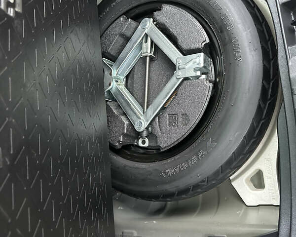 Черный Тойота РАВ 4, объемом двигателя 1.99 л и пробегом 162 тыс. км за 25500 $, фото 33 на Automoto.ua