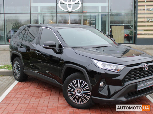 Черный Тойота РАВ 4, объемом двигателя 2 л и пробегом 188 тыс. км за 24086 $, фото 1 на Automoto.ua