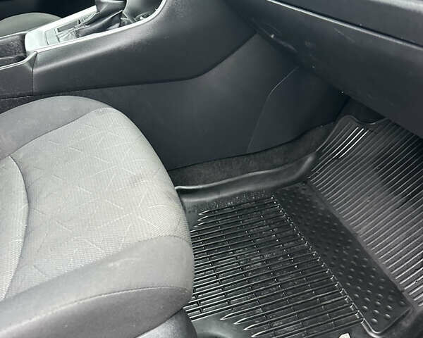 Черный Тойота РАВ 4, объемом двигателя 2.49 л и пробегом 67 тыс. км за 28000 $, фото 5 на Automoto.ua