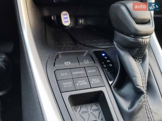 Чорний Тойота РАВ 4, об'ємом двигуна 2.49 л та пробігом 98 тис. км за 22500 $, фото 19 на Automoto.ua