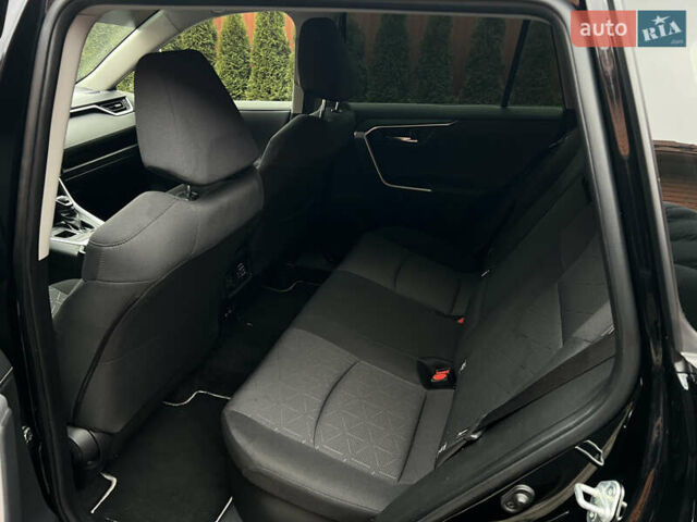 Черный Тойота РАВ 4, объемом двигателя 2.5 л и пробегом 67 тыс. км за 29900 $, фото 20 на Automoto.ua