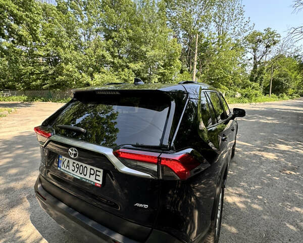 Чорний Тойота РАВ 4, об'ємом двигуна 1.99 л та пробігом 155 тис. км за 27500 $, фото 6 на Automoto.ua