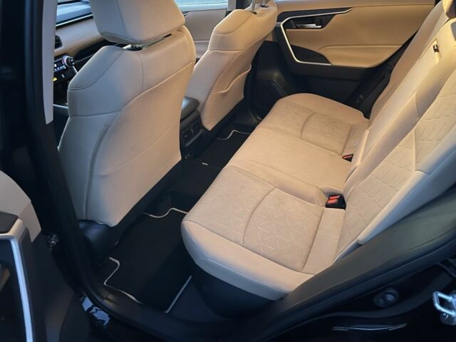 Черный Тойота РАВ 4, объемом двигателя 2.5 л и пробегом 63 тыс. км за 29700 $, фото 7 на Automoto.ua