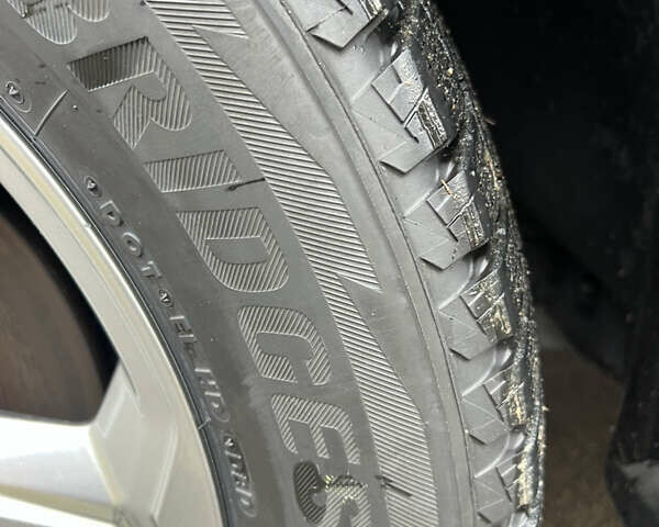 Чорний Тойота РАВ 4, об'ємом двигуна 2.49 л та пробігом 63 тис. км за 36000 $, фото 20 на Automoto.ua