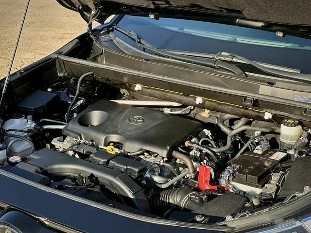 Чорний Тойота РАВ 4, об'ємом двигуна 2.5 л та пробігом 120 тис. км за 16200 $, фото 12 на Automoto.ua