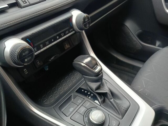 Черный Тойота РАВ 4, объемом двигателя 2 л и пробегом 48 тыс. км за 29000 $, фото 5 на Automoto.ua