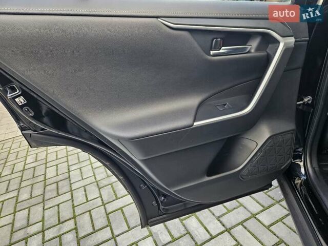 Чорний Тойота РАВ 4, об'ємом двигуна 2.5 л та пробігом 92 тис. км за 31890 $, фото 21 на Automoto.ua