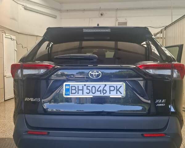 Чорний Тойота РАВ 4, об'ємом двигуна 2.49 л та пробігом 59 тис. км за 29995 $, фото 4 на Automoto.ua