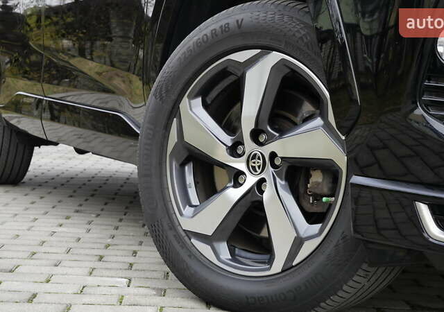 Черный Тойота РАВ 4, объемом двигателя 2.5 л и пробегом 156 тыс. км за 41950 $, фото 3 на Automoto.ua